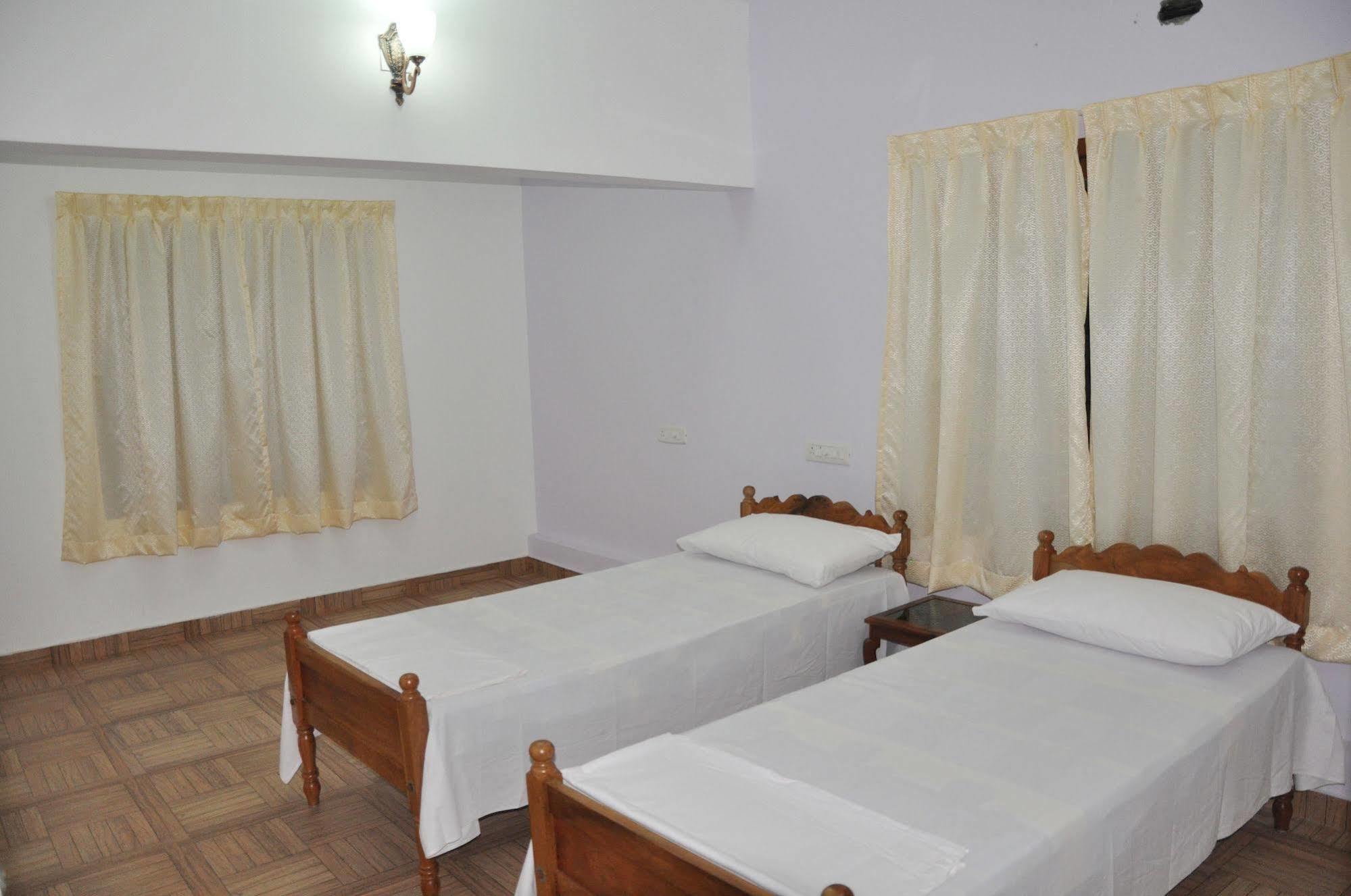Aroma Home Stay Kochi Luaran gambar